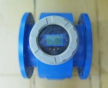 電磁流量計發明和逐步完善的歷史過程